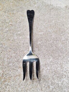 Reed & Barton Serving Meat Fork  11 5/8” Silverplate Heart shaped Handle